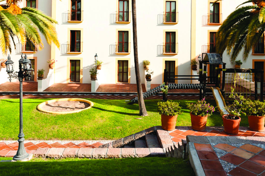 Отель Mision Grand Juriquilla Керетаро Экстерьер фото